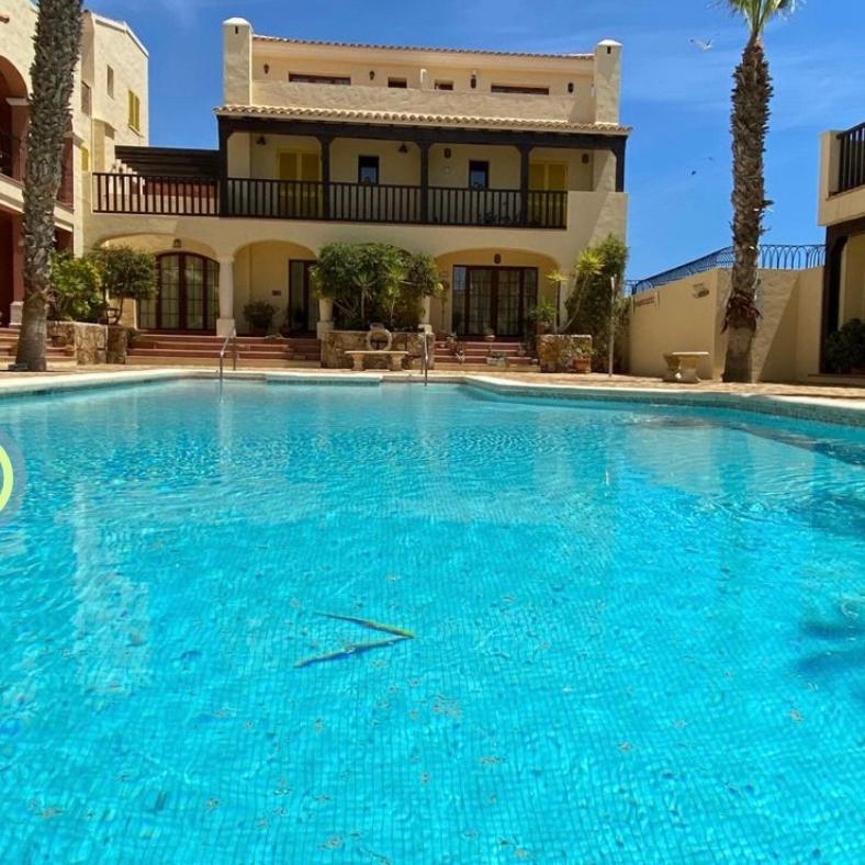 Luxury Penthouse Apartment كهوف المنصورة المظهر الخارجي الصورة